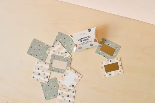 Le kit de cartes à gratter personnalisables